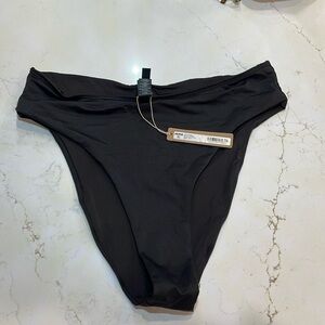 BNWT skims bikini bottom